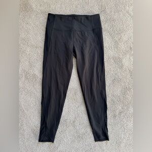 DSG Leggings w/ mesh detail - Medium